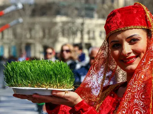 پای کوبی نوروز کرد زبانهای ازمیر